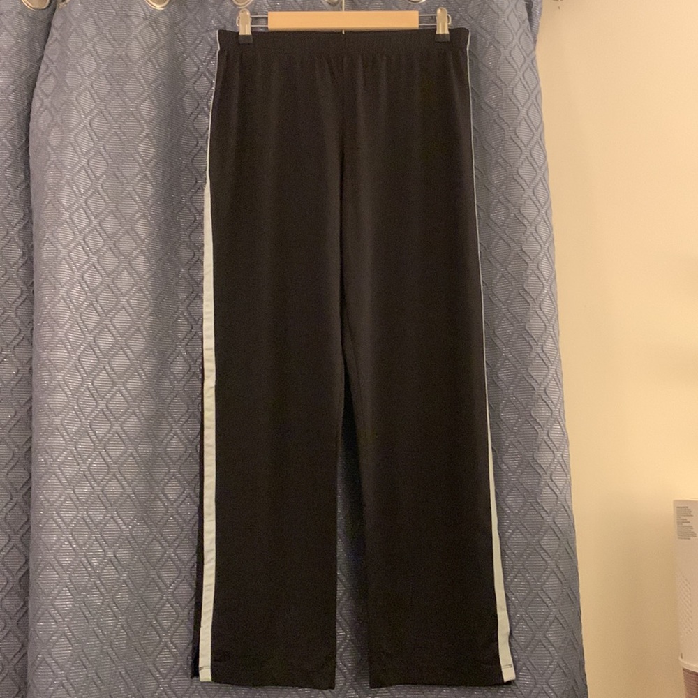 Women’s Black & Blue Striped,Stretch TrackPants.Galyan’s-Size Lg.Good Condition
